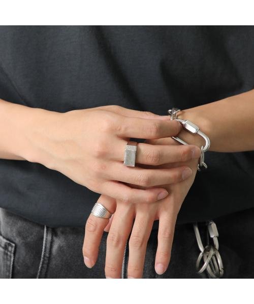 MM6 リング SM7UQ0051 P6625 ブラス 指輪 MM6 リング SM7UQ0051 P6625 ブラス