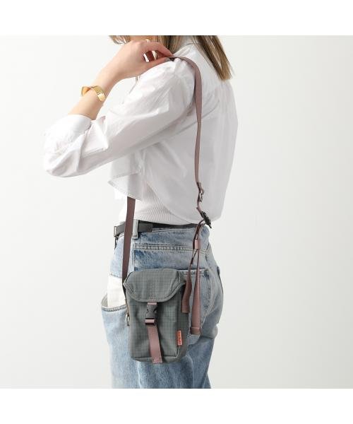 Acne Studios ポシェット C10167 ナイロン 携帯ポーチ Studios ポシェット C10167 ナイロン