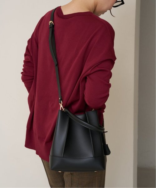 《追加予約》GIANNI NOTARO/ジャンニ ノターロ バケツガタバッグ 219/RUGA 商品説明メーカー品番：219/RUGA弊社カラー：メーカーカラーブラック(001)：NEROキャメル(025)：CUOIOイエロー(080)： F2039478243(15708円)