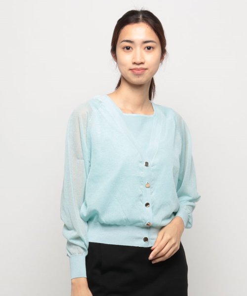 シアーカーディガンアンサンブル 商品説明さりげなく透ける肌に涼やかな色っぽさ薫るシアーニットカーディガンと、スクエアネックが大人顔なニット TM1438717852(11000円)