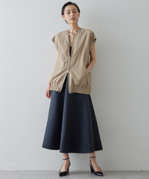 サテンフレアスカート 