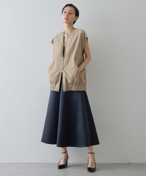 サテンフレアスカート 