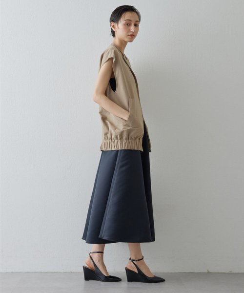 サテンフレアスカート 