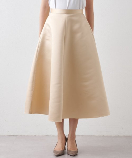 サテンフレアスカート 