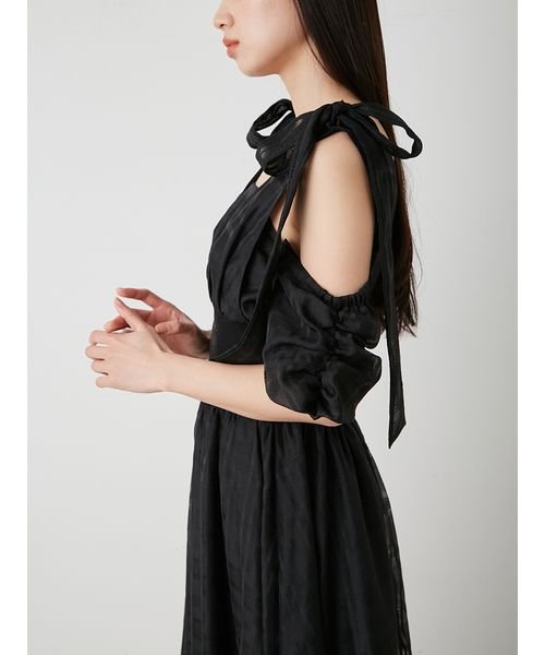 リボンショルダーウエストリブワンピース 予めご了承ください