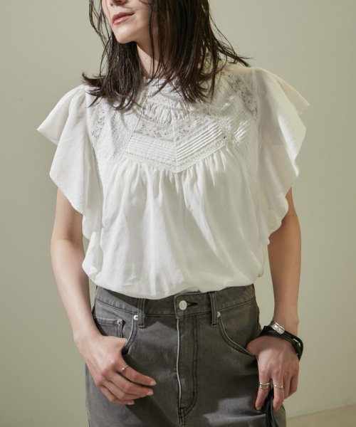 【WEB限定】コットンピンタックリバーレースラッフルブラウス 