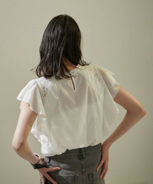 【WEB限定】コットンピンタックリバーレースラッフルブラウス 