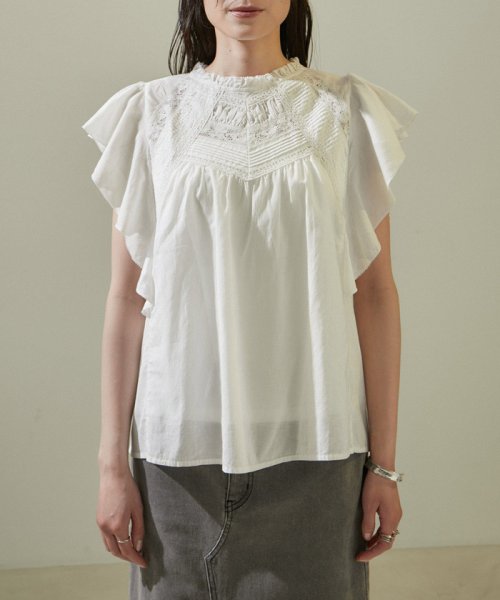 【WEB限定】コットンピンタックリバーレースラッフルブラウス 