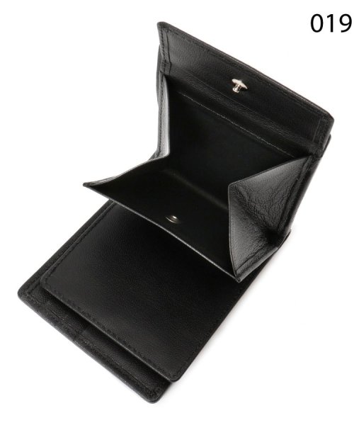 CARDINALE（カルディナーレ）二つ折り財布 CARDINALE カルディナーレ 素材 また