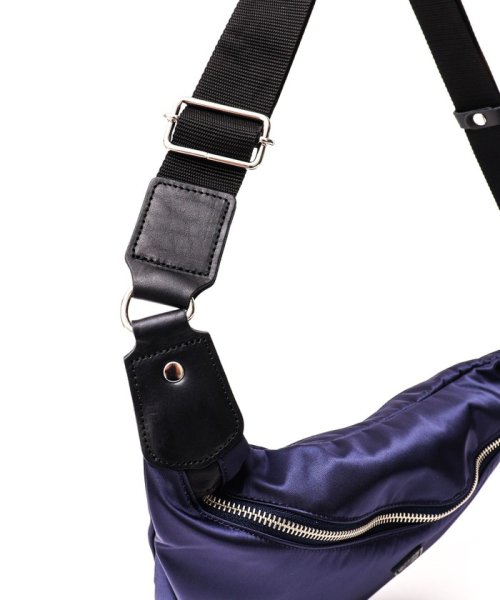 【CLEDRAN/クレドラン】別注ラウンドボディバッグ CLEDRAN/クレドラン