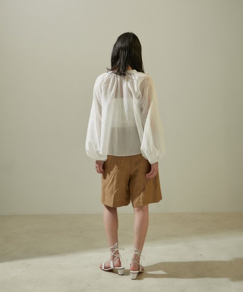 オーガニックコットンシアーギャザーフレアブラウス【アンサンブル対応】 アンサンブル対応 JSB1353159138(10450円)