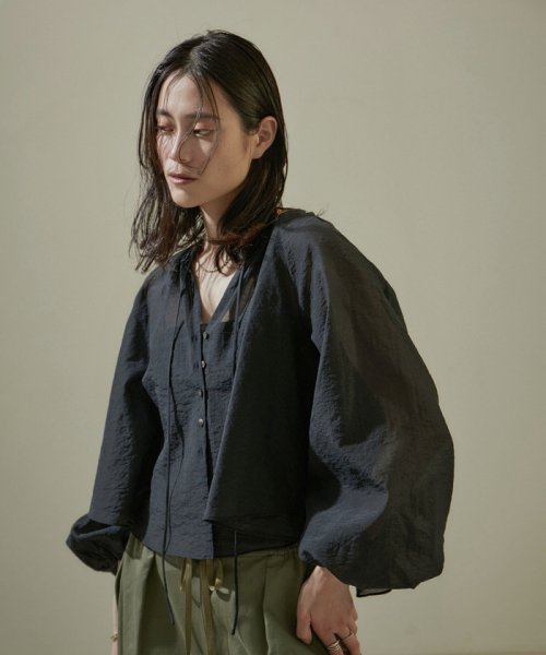 オーガニックコットンシアーギャザーフレアブラウス【アンサンブル対応】 アンサンブル対応 JSB1353159138(10450円)