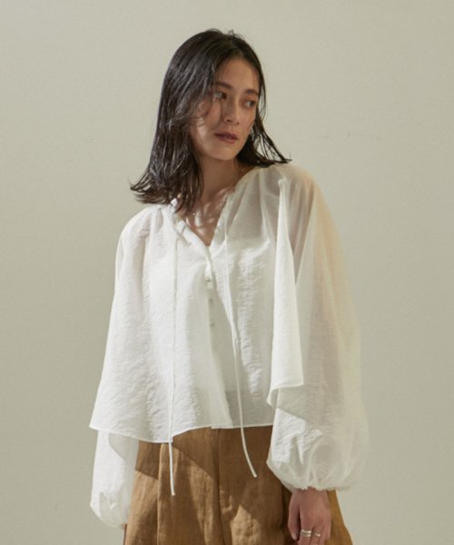 オーガニックコットンシアーギャザーフレアブラウス【アンサンブル対応】 アンサンブル対応 JSB1353159138(10450円)