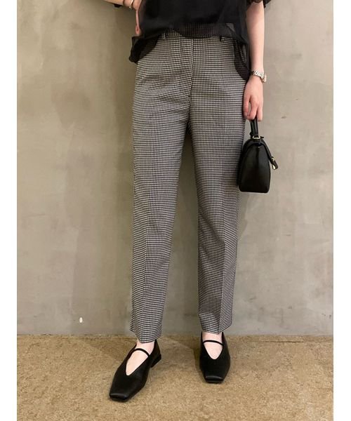 後ゴムセンタープレステーパードパンツ【手洗い可能】