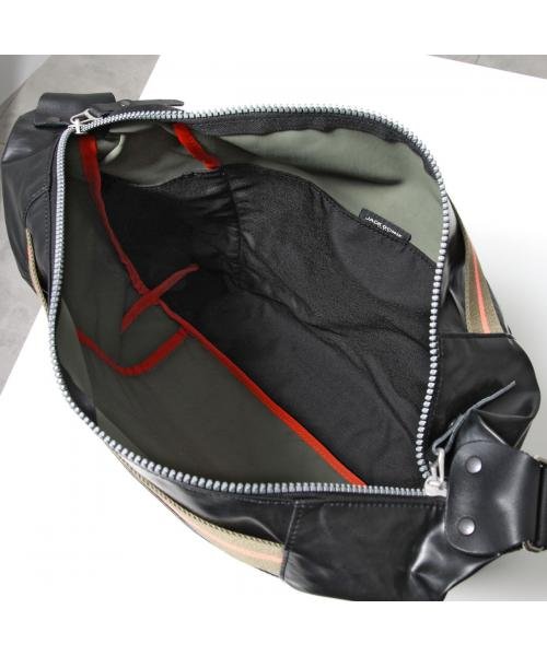 jack gomme メッセンジャーバッグ ESCAPE ORIGINAL 1703 OSLO jack gomme メッセンジャーバッグ ESCAPE ORIGINAL