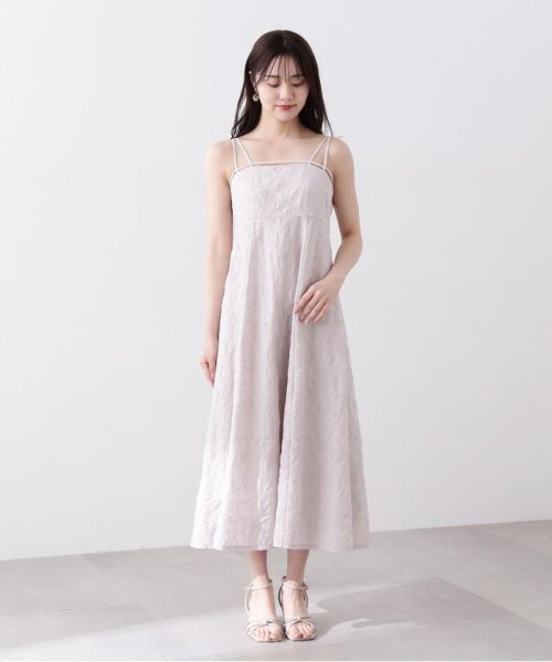 コードエンブロイダリーワンピース 