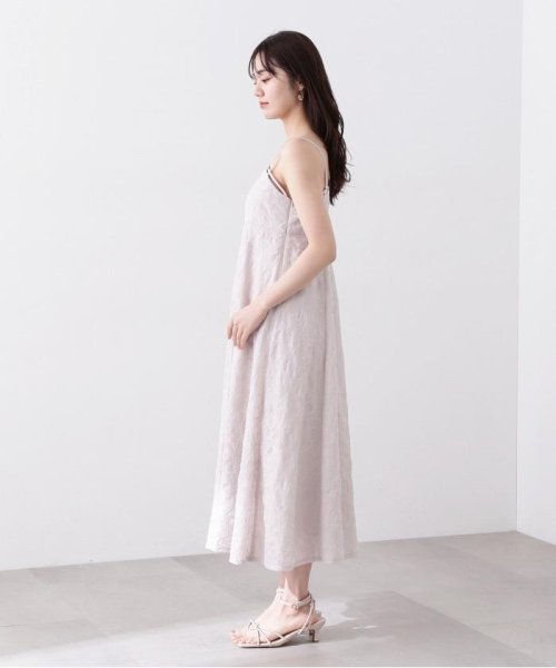 コードエンブロイダリーワンピース 