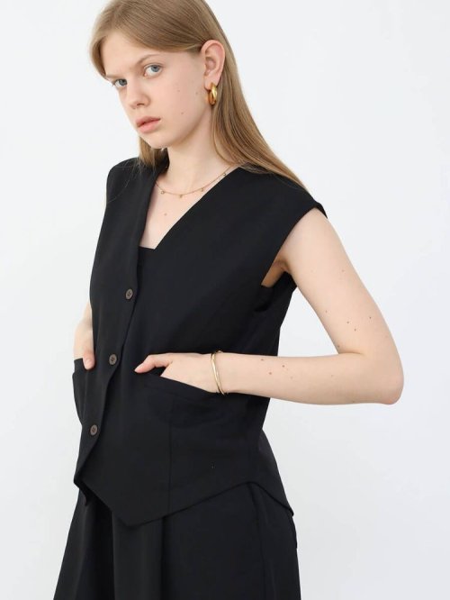 フロントボタンショートベスト 