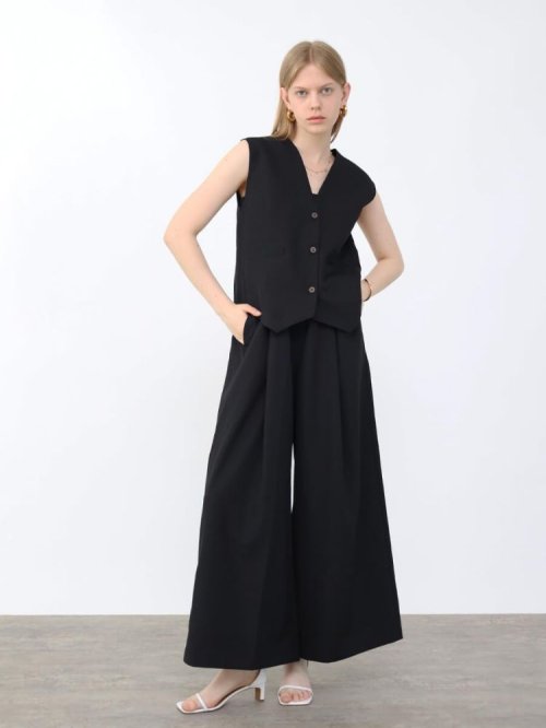 フロントボタンショートベスト 