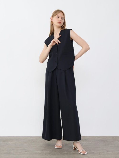 フロントボタンショートベスト 