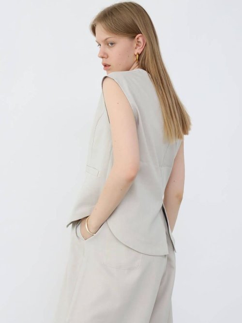 フロントボタンショートベスト 