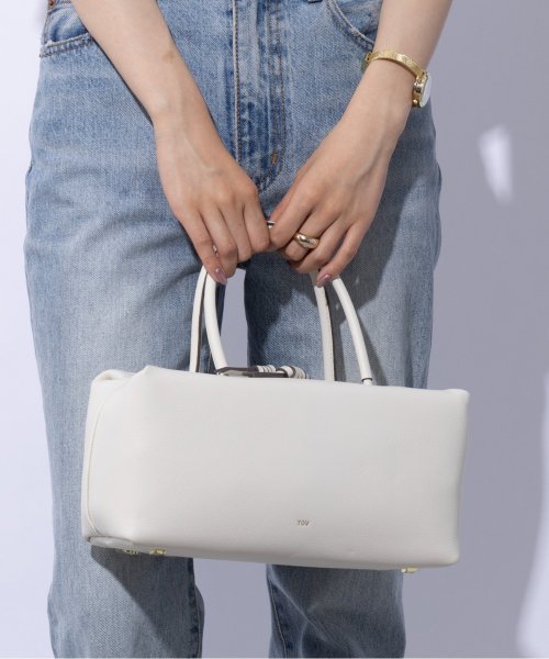 【TOV / トーヴ】CONNIE－WIDE T24S07B265 ハンドバッグ 牛革 カウレザー スクエアバッグ 牛革 5cm 良い