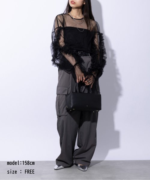 【TOV / トーヴ】CONNIE－WIDE T24S07B265 ハンドバッグ 牛革 カウレザー スクエアバッグ 牛革 5cm 良い