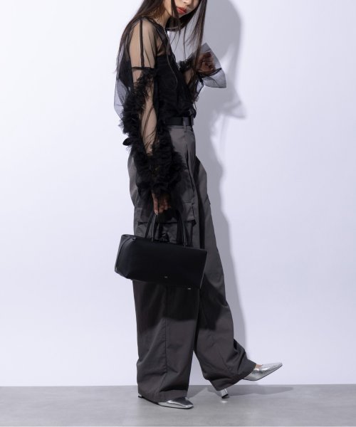 【TOV / トーヴ】CONNIE－WIDE T24S07B265 ハンドバッグ 牛革 カウレザー スクエアバッグ 牛革 5cm 良い