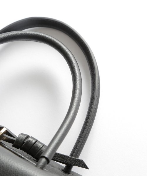 【TOV / トーヴ】CONNIE－WIDE T24S07B265 ハンドバッグ 牛革 カウレザー スクエアバッグ 牛革 5cm 良い