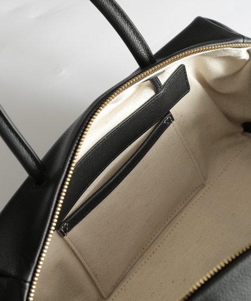 【TOV / トーヴ】CONNIE－WIDE T24S07B265 ハンドバッグ 牛革 カウレザー スクエアバッグ 牛革 5cm 良い