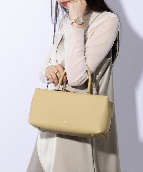 【TOV / トーヴ】CONNIE－WIDE T24S07B265 ハンドバッグ 牛革 カウレザー スクエアバッグ 牛革 5cm 良い