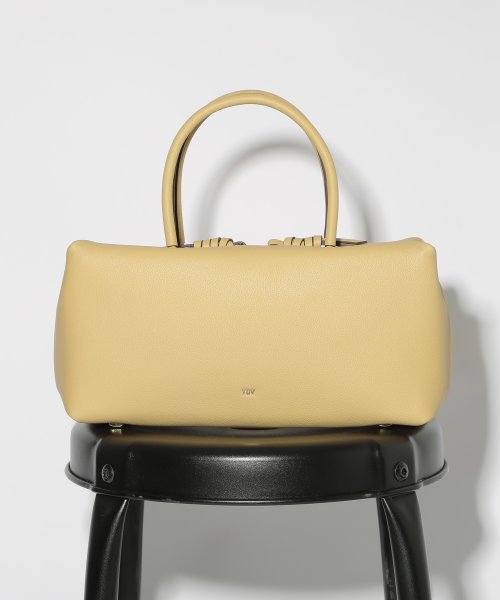 【TOV / トーヴ】CONNIE－WIDE T24S07B265 ハンドバッグ 牛革 カウレザー スクエアバッグ 牛革 5cm 良い