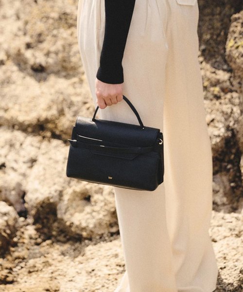 【TOV / トーヴ】MIMI － M/ T23W02B250 ショルダーバッグ ハンドバッグ 牛革 カウレザー 牛革 良い