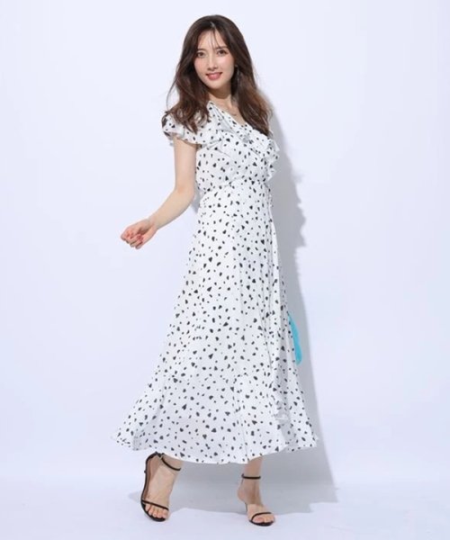 ラッフルカシュクールプリントワンピース 予めご了承ください