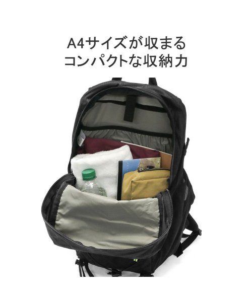 カリマー リュック シンプル 20L karrimor 軽い おしゃれ バックパック デイパック 登山 トレッキング ザック cleave 20 501143 