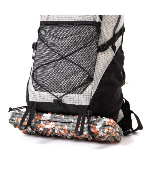 カリマー リュック シンプル 20L karrimor 軽い おしゃれ バックパック デイパック 登山 トレッキング ザック cleave 20 501143 