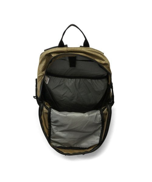 カリマー リュック シンプル 20L karrimor 軽い おしゃれ バックパック デイパック 登山 トレッキング ザック cleave 20 501143 