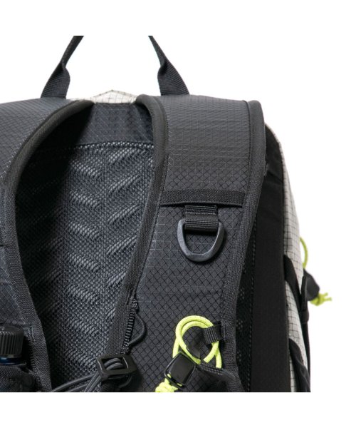 カリマー リュック シンプル 20L karrimor 軽い おしゃれ バックパック デイパック 登山 トレッキング ザック cleave 20 501143 