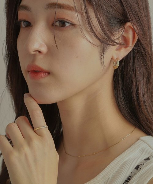 K18ミラーカット7連 フープピアス 