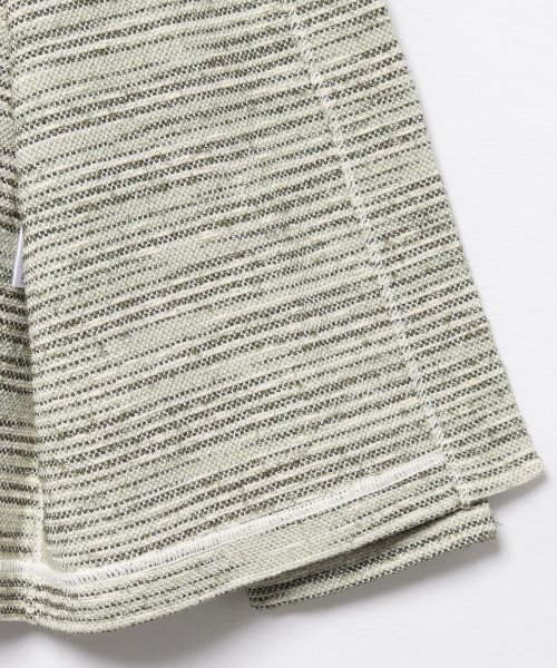 テーラードジャケット 