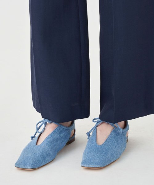 コットンアセテートツイル タックフレアパンツ 