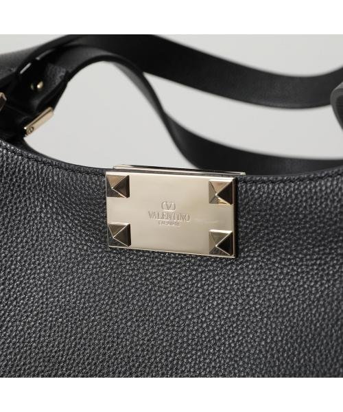 VALENTINO トートバッグ B0N07TAG レザー ロックスタッズ VALENTINO トートバッグ レザー