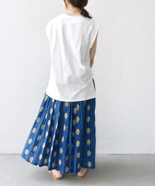 【SHIPS別注】UHURU:〈手洗い可能〉プリント ロング ギャザー スカート UHURU ラメ糸