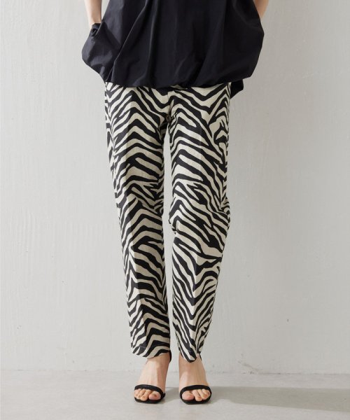 ゼブラプリントハイウエストパンツ 