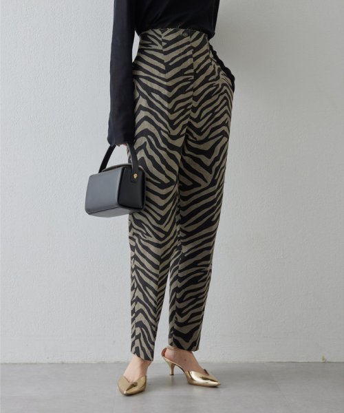 ゼブラプリントハイウエストパンツ 