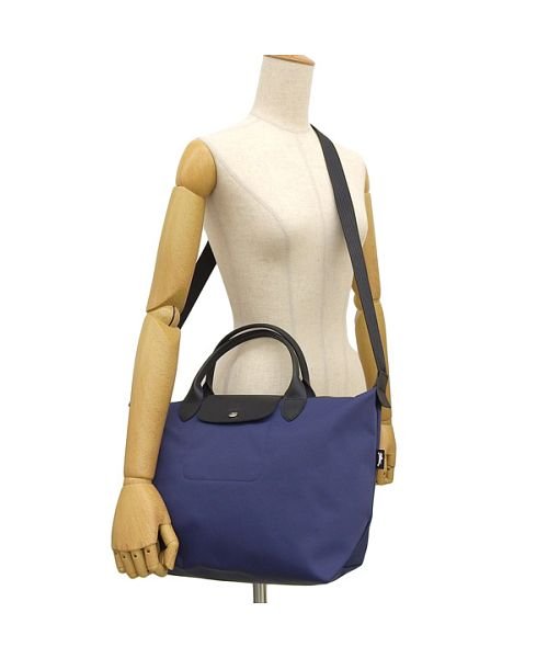 LONGCHAMP ロンシャン LE PRIAGE ショルダー バッグ ハンドバッグ M 2WAY 商品説明ロンシャン/LONGCHAMP/ハンドバッグ/LE/PLIAGE/GREEN/ENERGYナイロンとレザーの組み合わせがスタイリッシュな2WAYバッグ。止水ファスナーにはロゴを施 W2017438249(15356円)