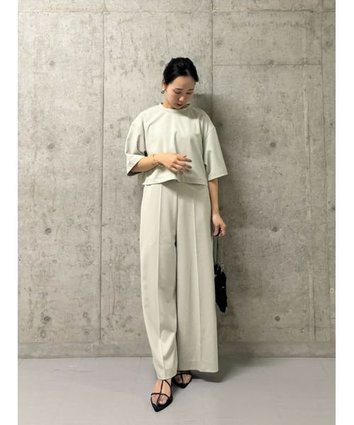 センタープレスクルーネックオールインワン 予めご了承ください