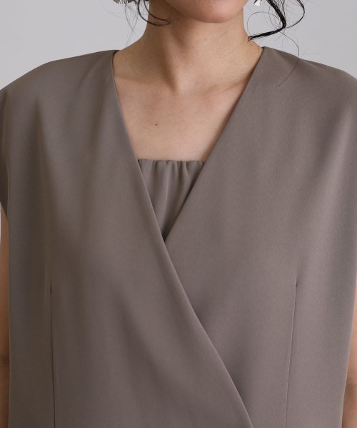 バックシアージレセットアップドレス 表地 　ポリエステル…93%　　　　　ポリウレタン7％ 裏地