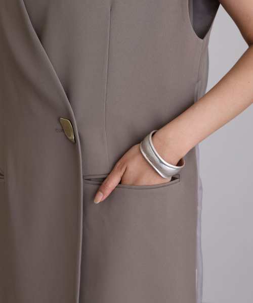 バックシアージレセットアップドレス 表地 　ポリエステル…93%　　　　　ポリウレタン7％ 裏地