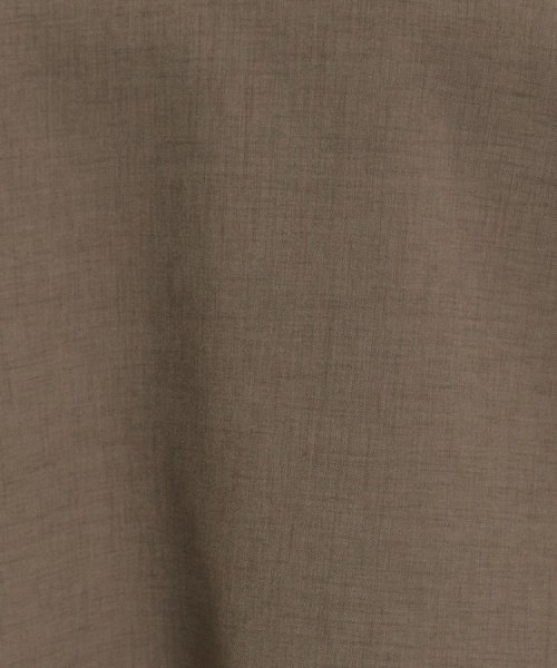 【洗える／日本製／シワになりにくい／清涼感／セットアップ可】オンオフ活躍する、大人フリルブラウス 